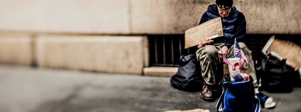 feature_homeless-veteran-1050x390